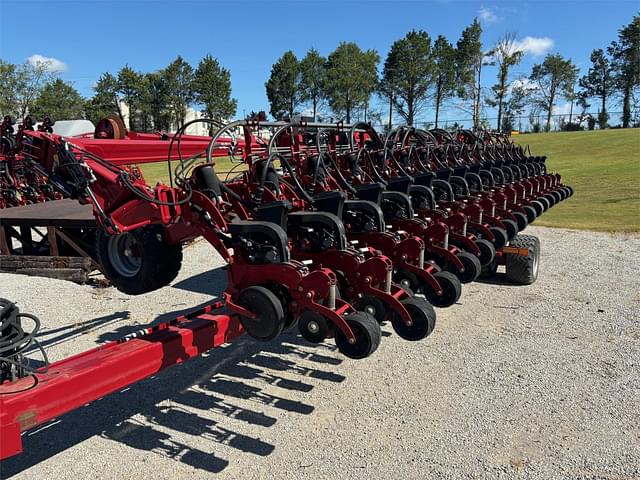 Image of Case IH 2140 equipment image 3