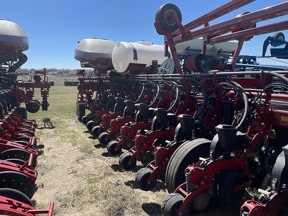 Image of Case IH 2150 equipment image 2