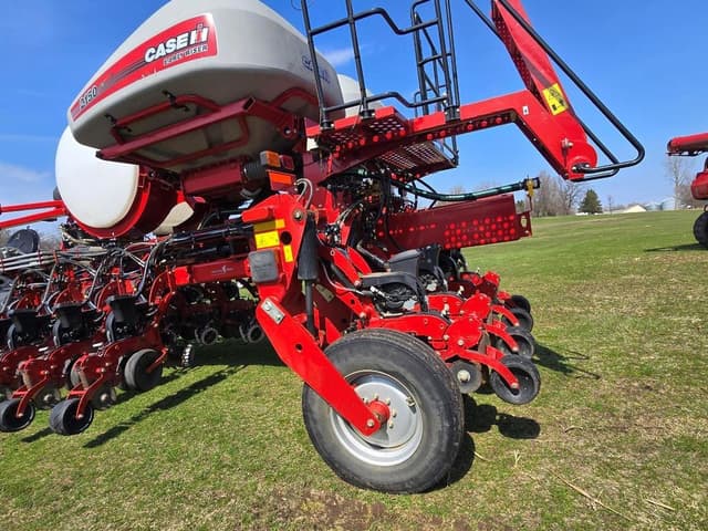 Image of Case IH 2150 equipment image 3