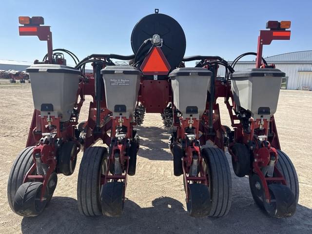Image of Case IH 2150 equipment image 3