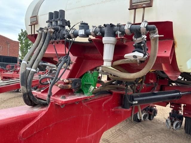 Image of Case IH 2150 equipment image 3