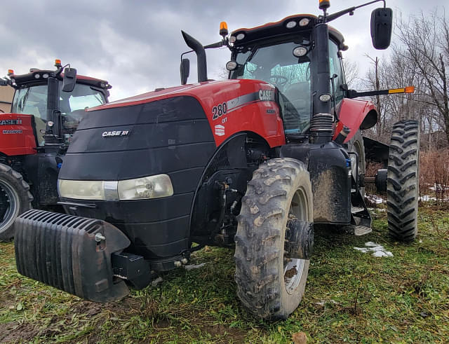 Image of Case IH Magnum 280 equipment image 2