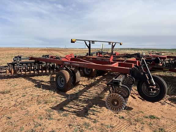 Image of Case IH 335VT Primary image