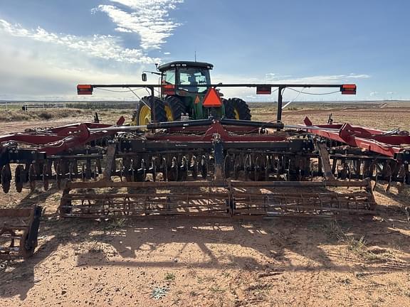 Image of Case IH 335VT equipment image 4