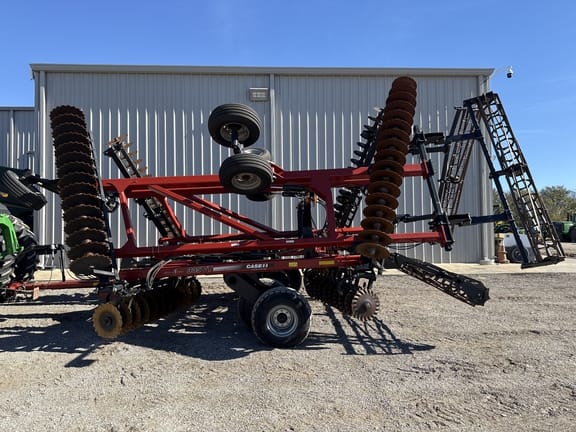 2018 Case IH 335VT Equipment Image0