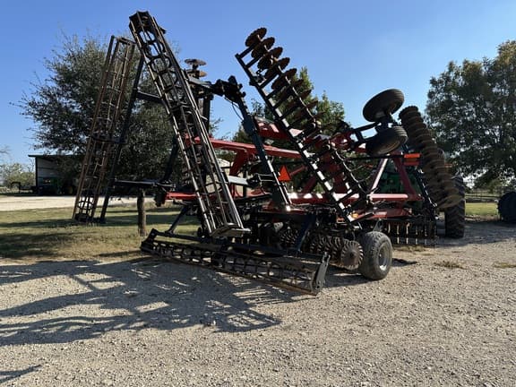 Image of Case IH 335VT equipment image 4