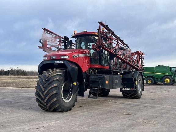 Image of Case IH Titan 3540 equipment image 2