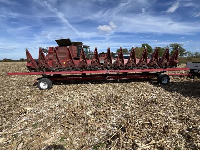 Image of Case IH 4412 equipment image 3