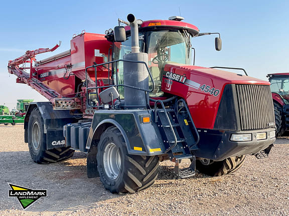 Image of Case IH Titan 4540 equipment image 2