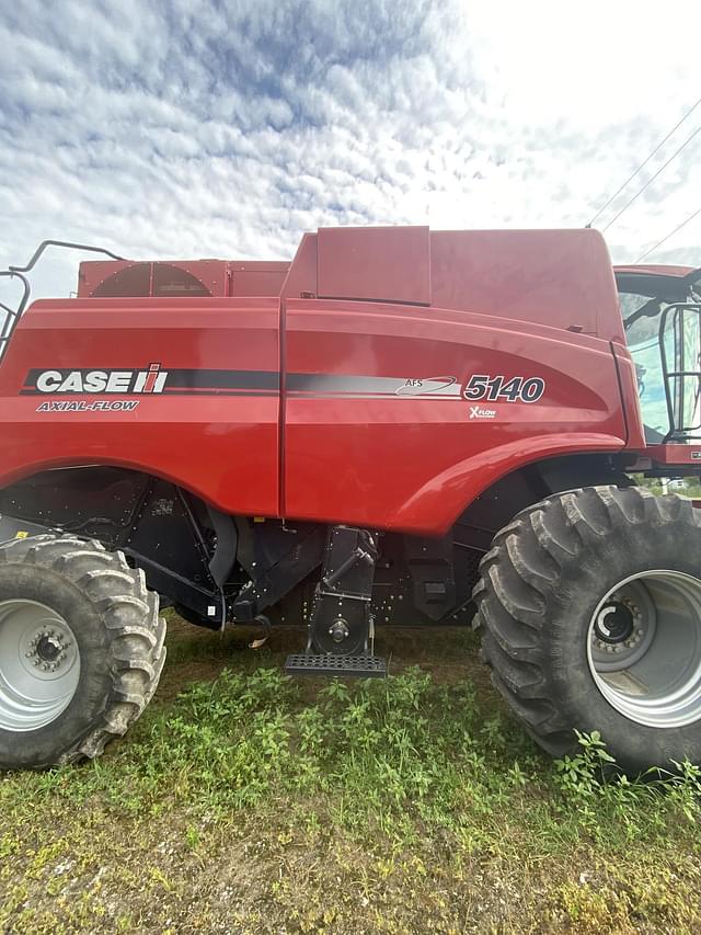 Image of Case IH 5140 equipment image 1