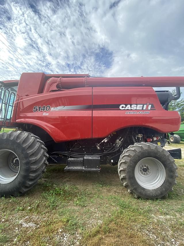 Image of Case IH 5140 equipment image 4
