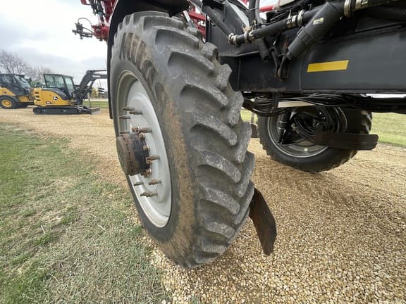 Image of Case IH 5550 Trident equipment image 4