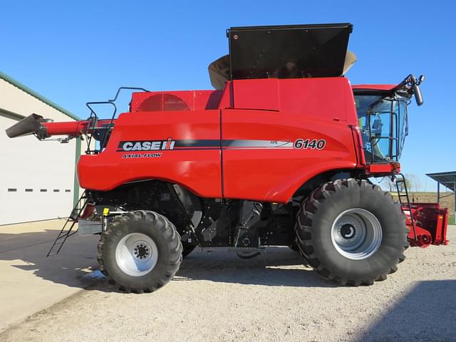 Image of Case IH 6140 equipment image 1