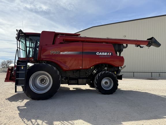 Image of Case IH 7140 equipment image 1