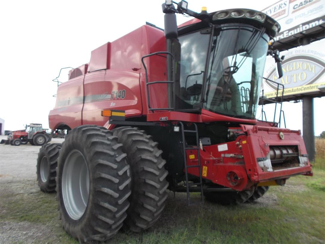 Image of Case IH 7140 Primary image