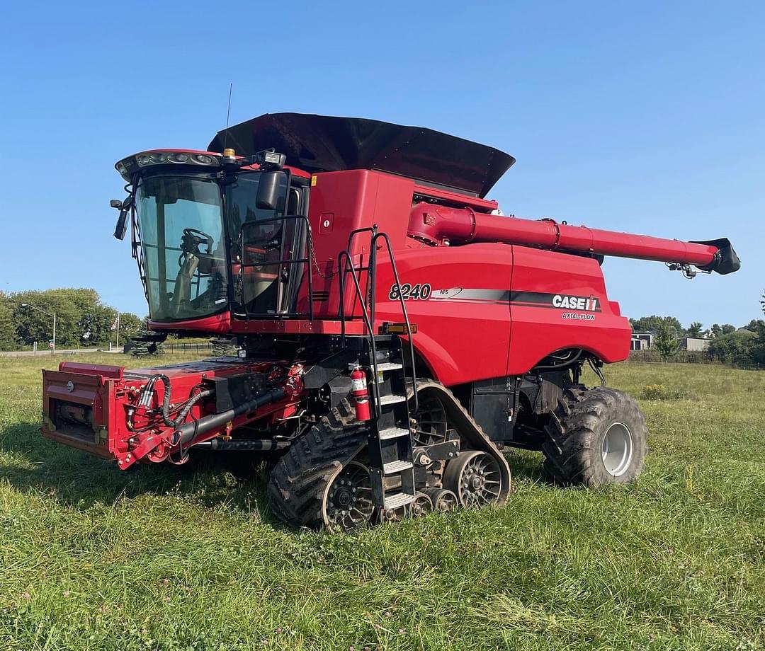 Image of Case IH 8240 Primary image