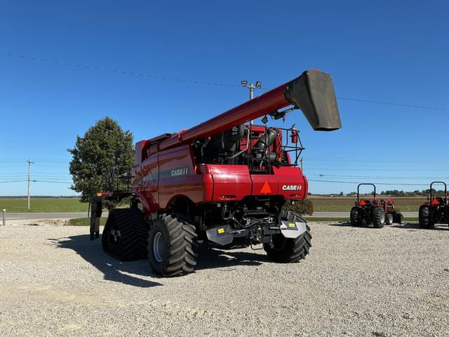 Image of Case IH 8240 equipment image 4