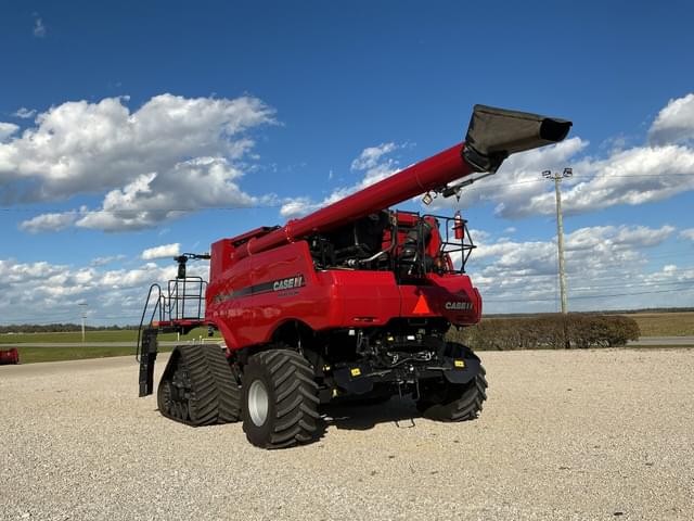 Image of Case IH 8240 equipment image 4