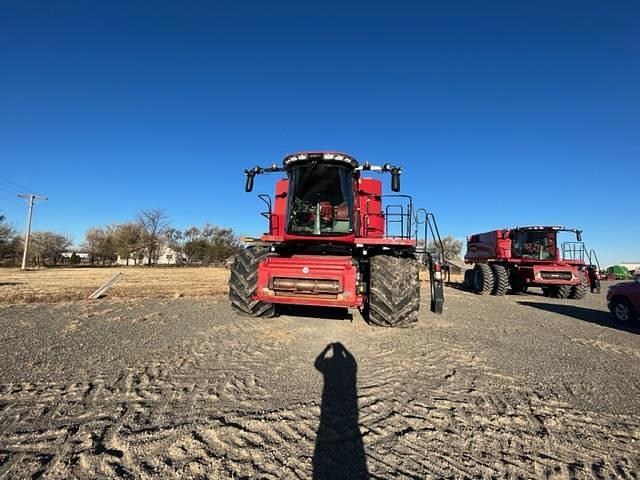 Image of Case IH 8240 equipment image 4