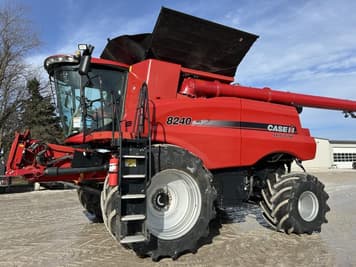 Main image Case IH 8240