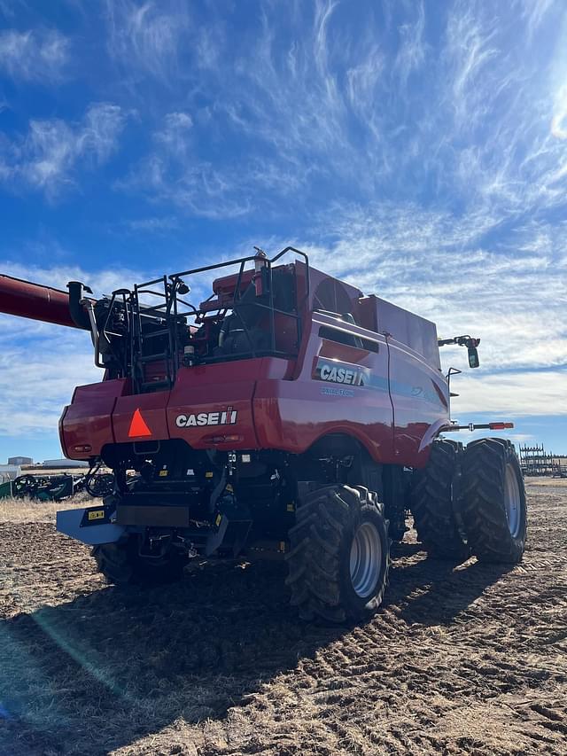 Image of Case IH 8240 equipment image 4