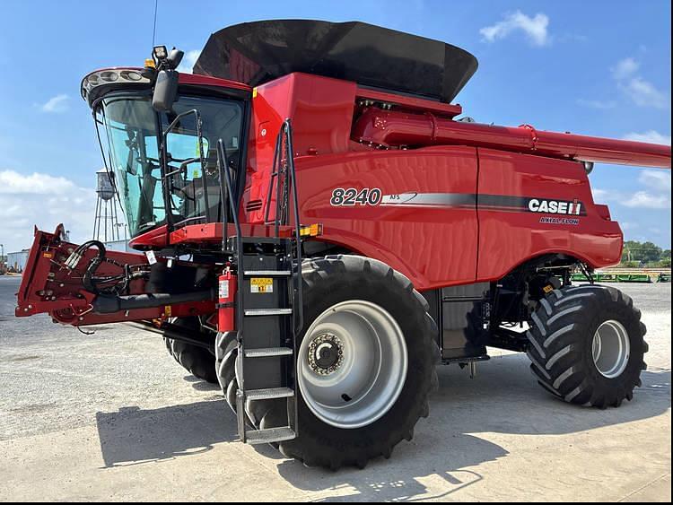Image of Case IH 8240 Primary image