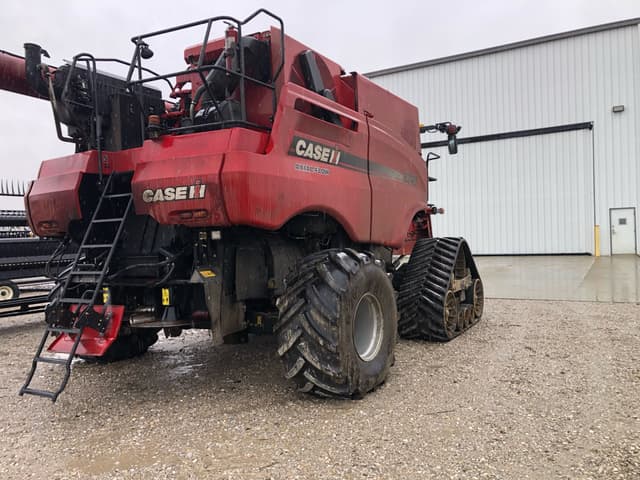 Image of Case IH 8240 equipment image 2