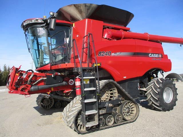 Image of Case IH 8240 Primary image