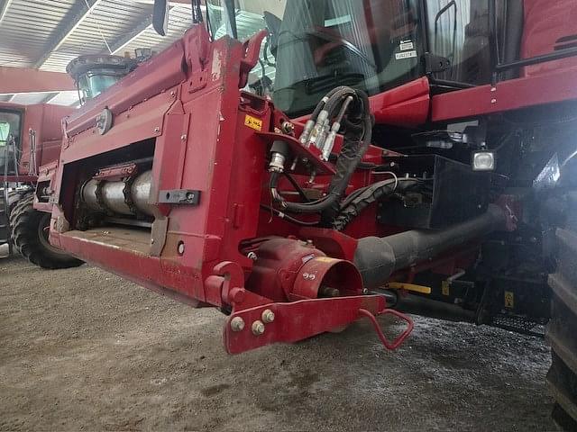 Image of Case IH 8240 equipment image 1