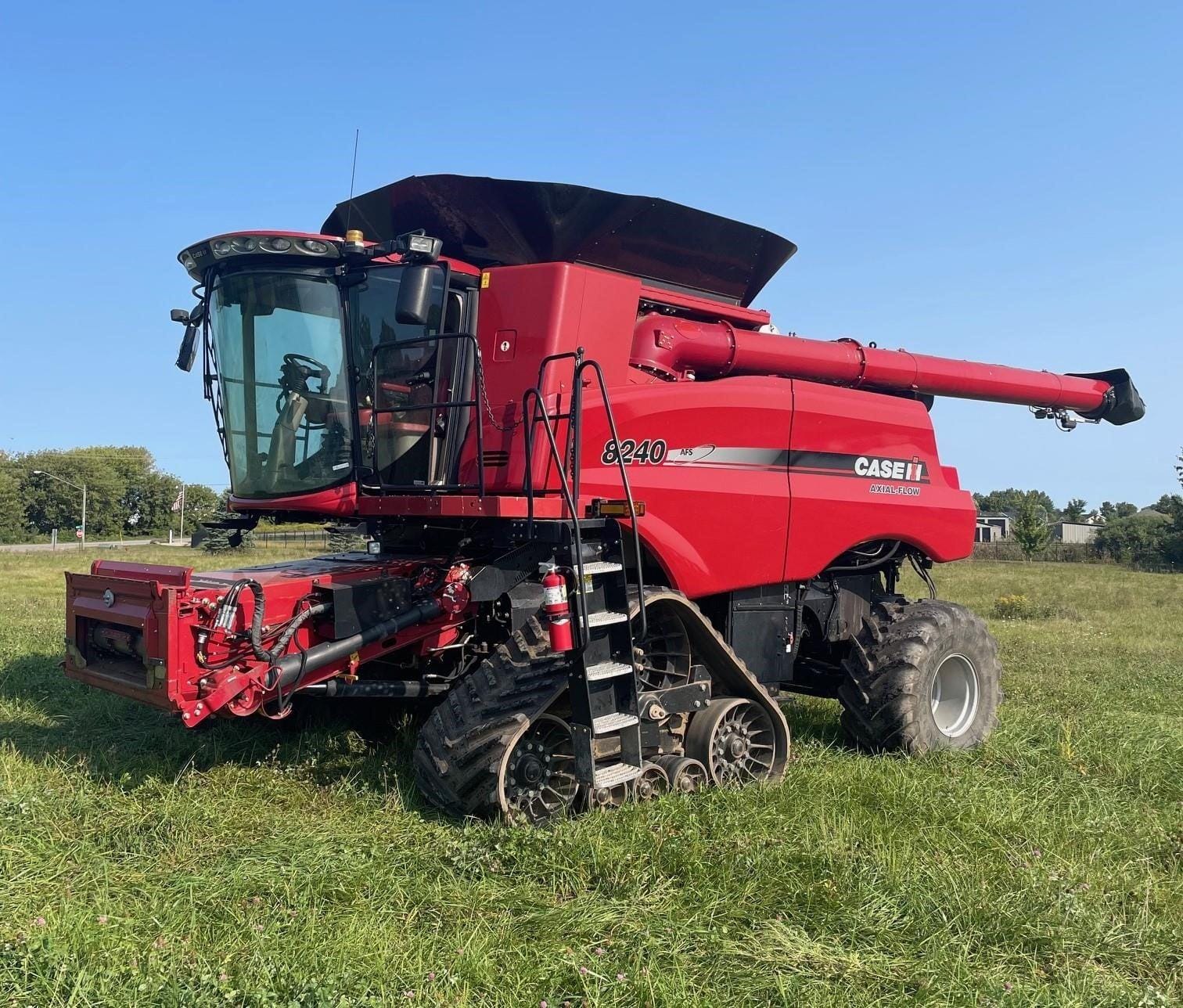 2018 Case IH 8240 Equipment Image0