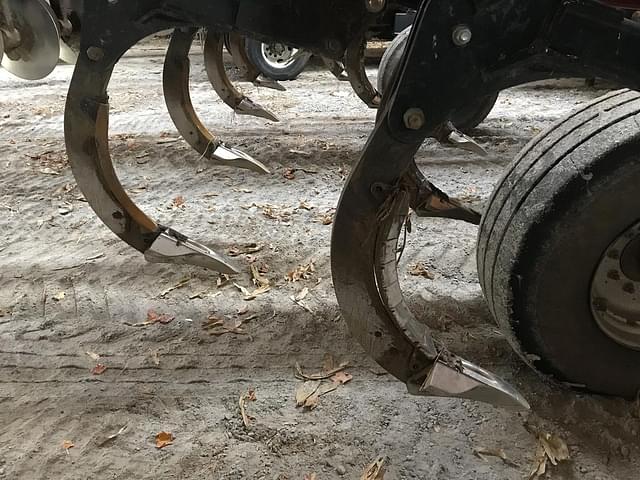 Image of Case IH Ecolo-Tiger 875 equipment image 4