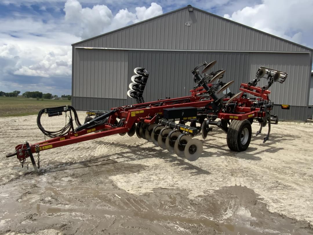 Image of Case IH Ecolo-Tiger 875 Primary image