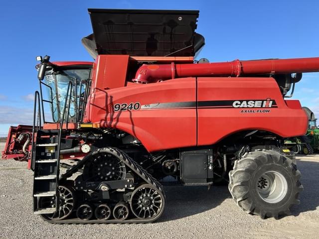Image of Case IH 9240 equipment image 2