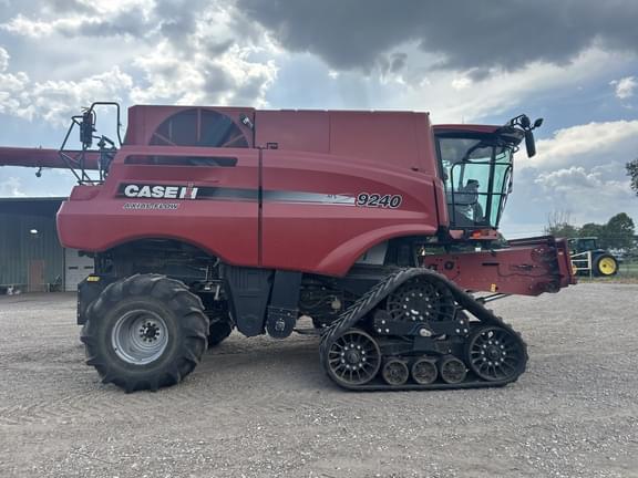 Image of Case IH 9240 equipment image 3