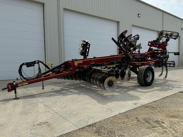 Image of Case IH Ecolo-Tiger 875 equipment image 3