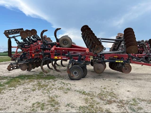 Image of Case IH Ecolo-Tiger 875 equipment image 1