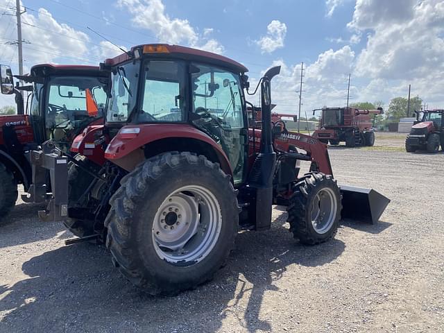 Image of Case IH Farmall 100C equipment image 2