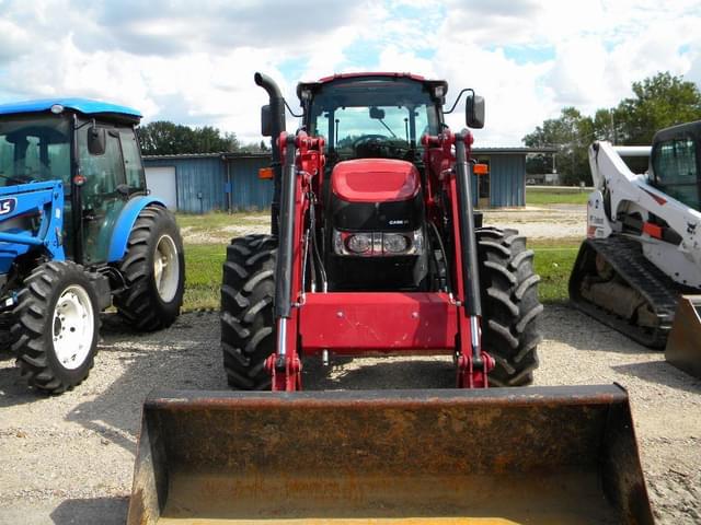Image of Case IH Farmall 100C equipment image 2