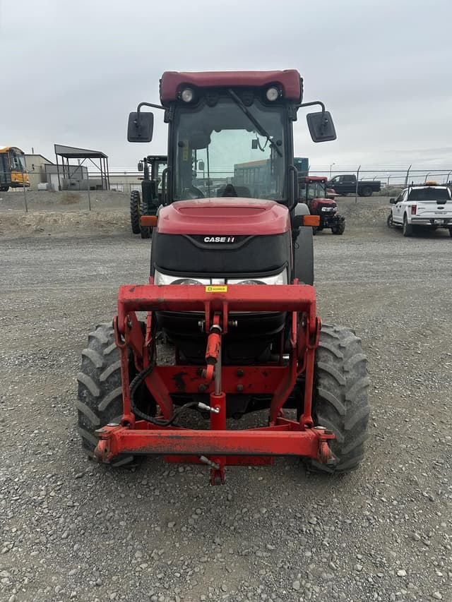 Image of Case IH Farmall 100N equipment image 1