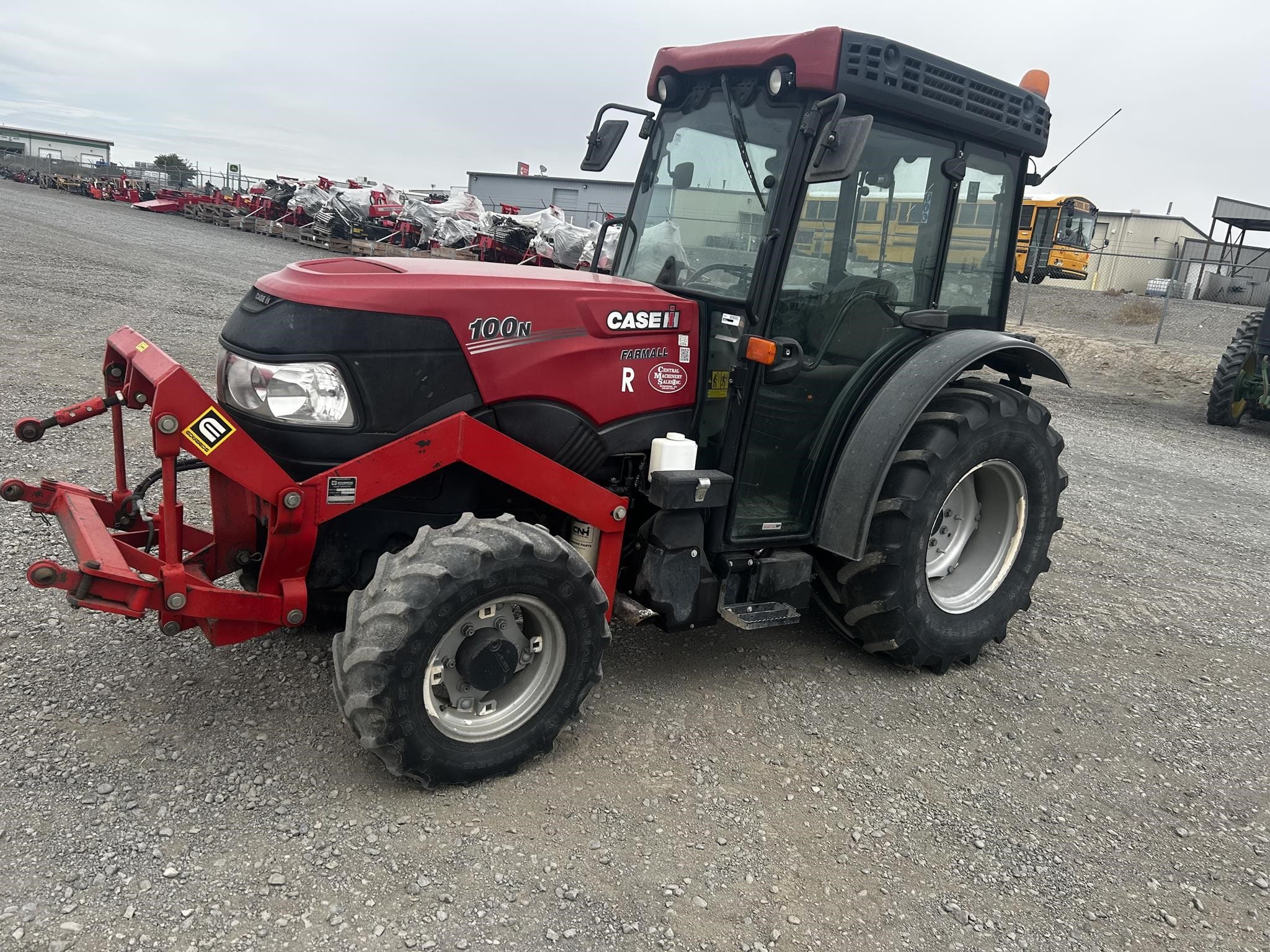 2018 Case IH Farmall 100N Equipment Image0