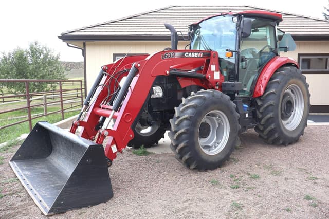 Image of Case IH Farmall 110C equipment image 4