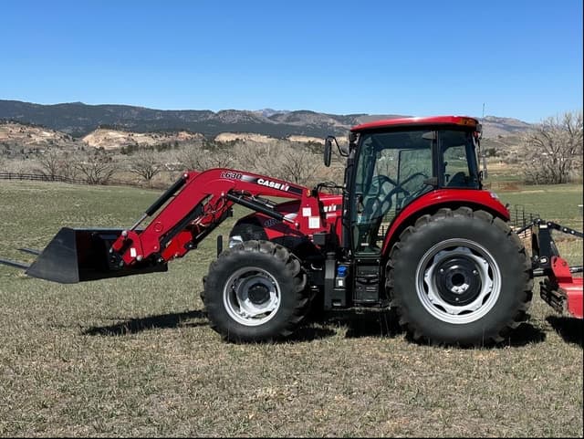 Image of Case IH Farmall 110C equipment image 1