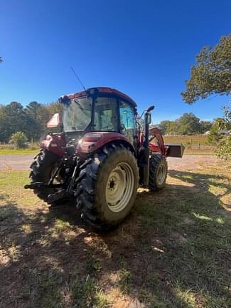 Image of Case IH Farmall 110C equipment image 4