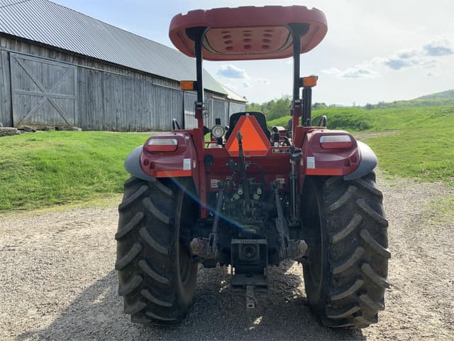 Image of Case IH Farmall 120C equipment image 1