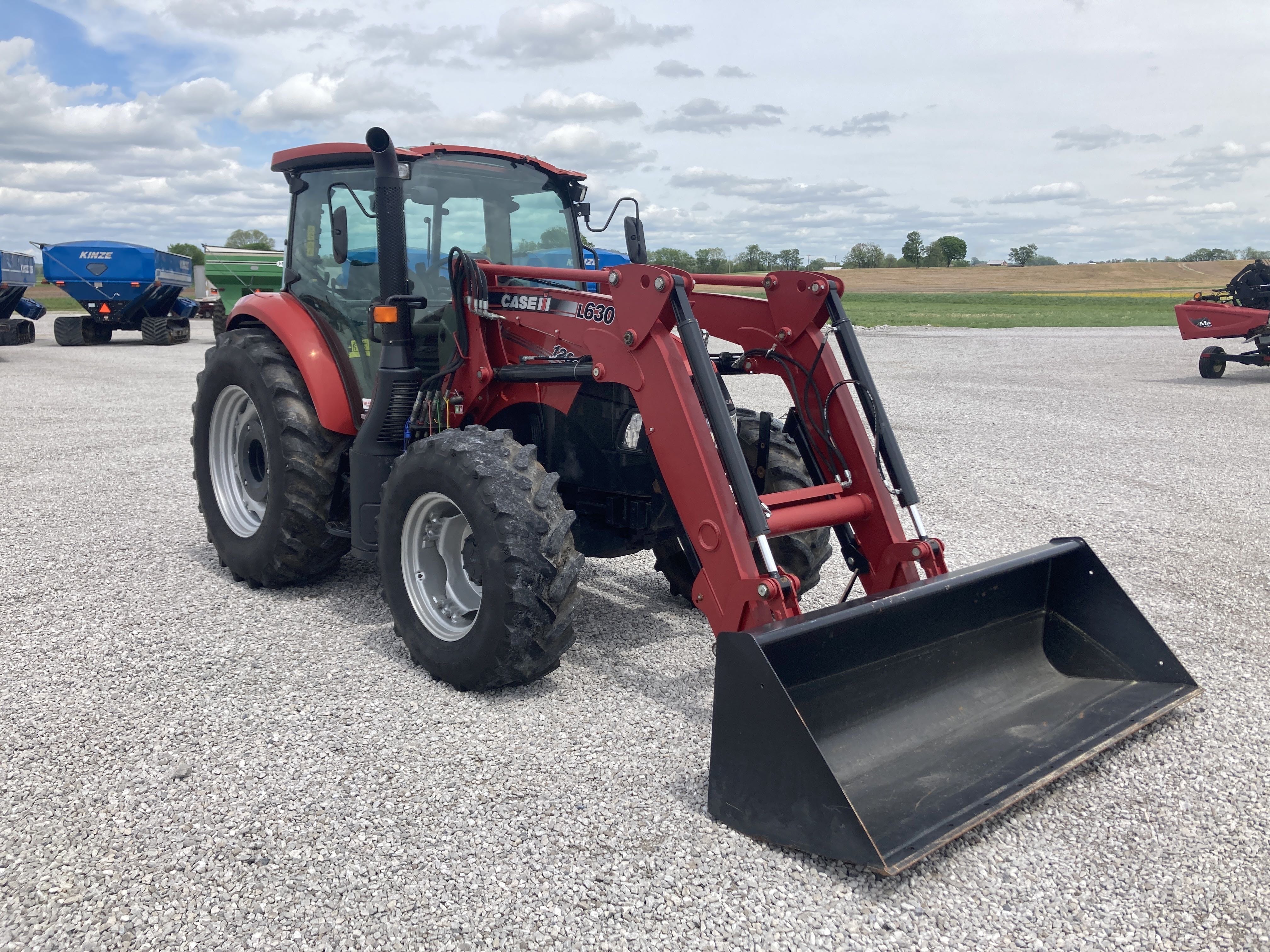 Main image Case IH Farmall 120C