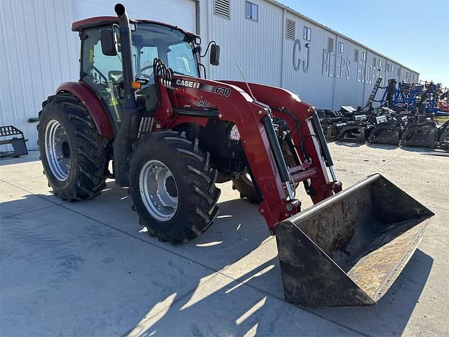 Image of Case IH Farmall 120C equipment image 2