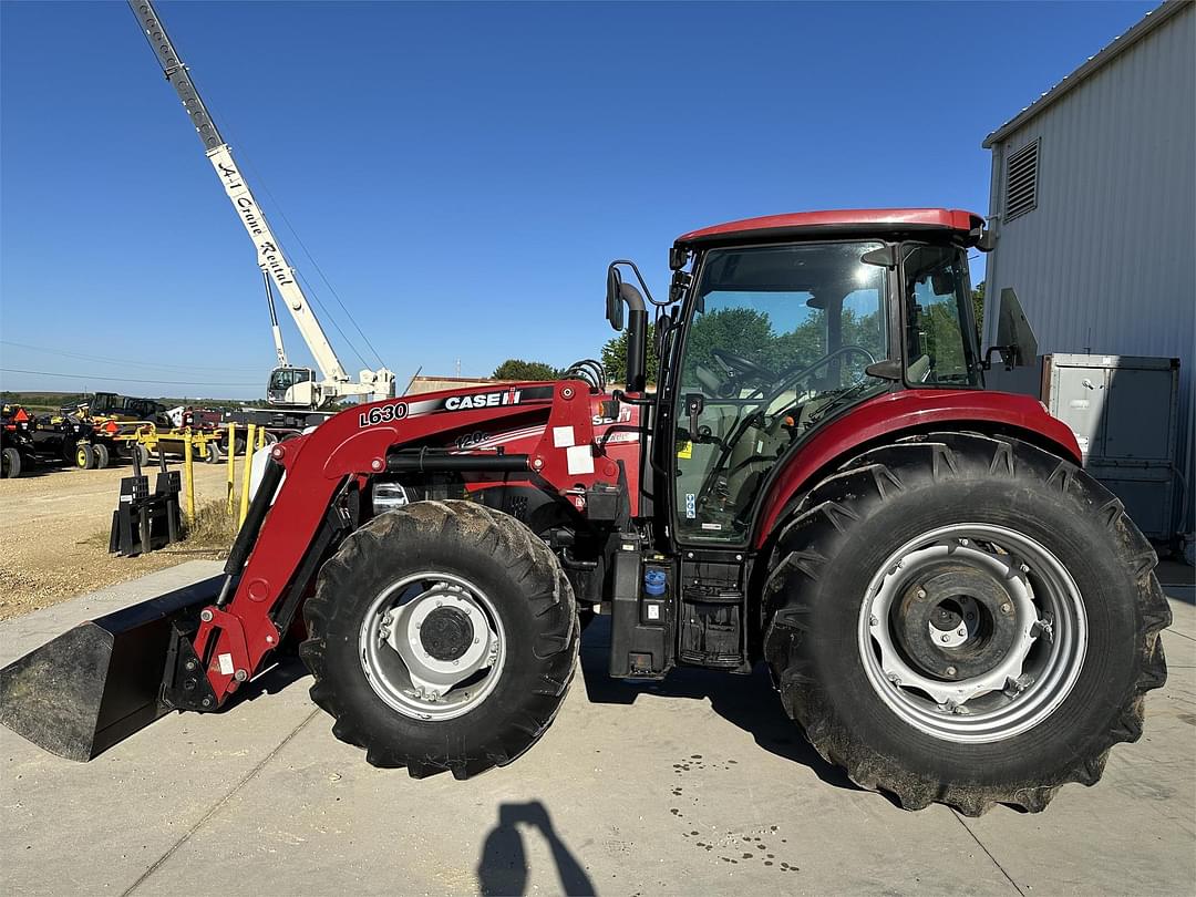 Image of Case IH Farmall 120C Primary image