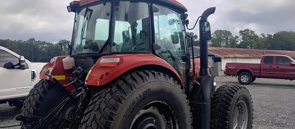 Image of Case IH Farmall 120C equipment image 2