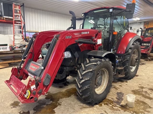 Image of Case IH Farmall 120U equipment image 4