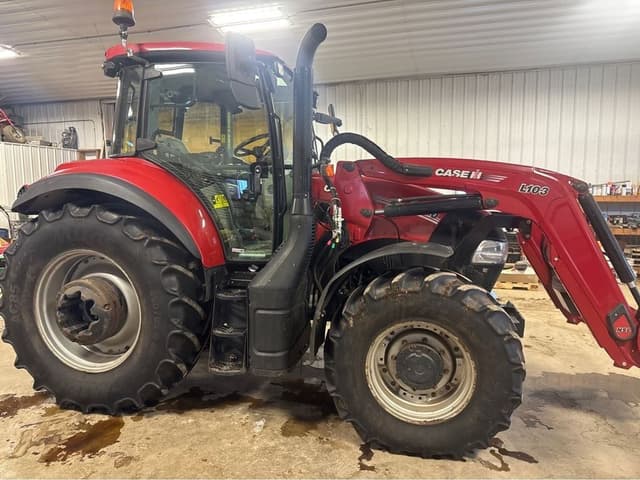 Image of Case IH Farmall 120U equipment image 1